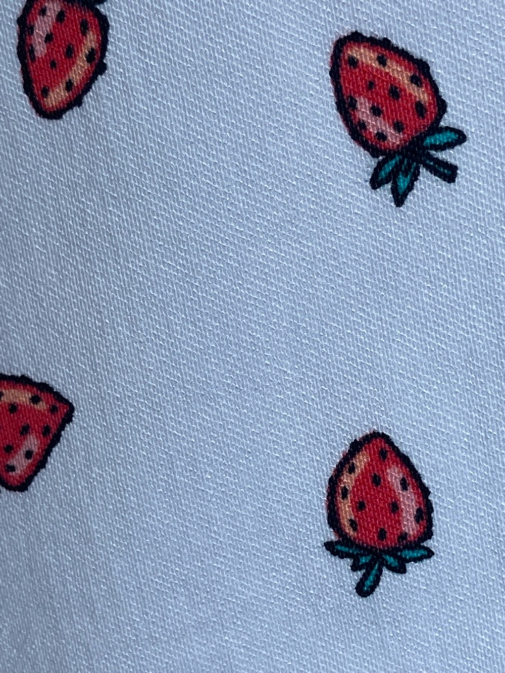 Zac & Rachel Pull on short White with strawberry print short casual summer 24W - Picture 5 of 17